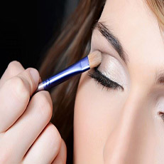 寶安化妝學校分享單眼皮眼妝教程圖解--教你解決眼睛化妝問題